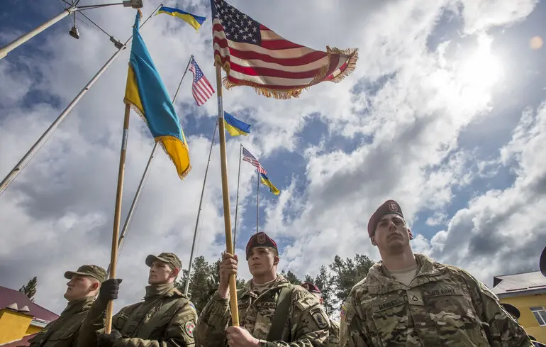 Гарантії безпеки України - Гриценко прокоментував, що має забезпечувати мир в Європі 1