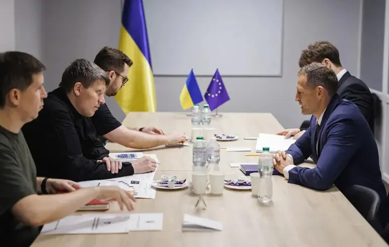Міноборони просить 6 млрд доларів на виготовлення зброї 1