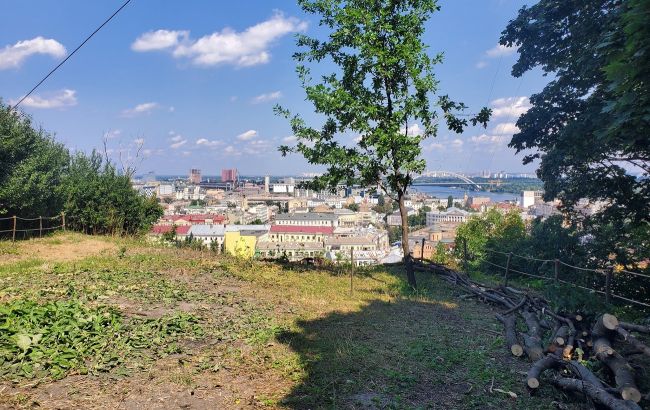 Поділ в Києві отримав оглядовий майданчик – чим відома Замкова гора 1