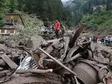 Повінь у Кашмірі - потужна злива знищила дороги та забрала життя понад 50 людей - фото 7