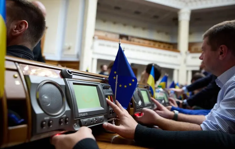 Рада обмежила доступ до Реєстру речових прав на нерухоме майно - чим це небезпечно 1