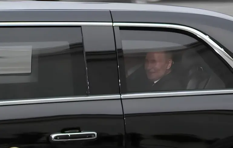 Трамп і Путін несподівано опинилися разом в автомобілі перед самітом 1