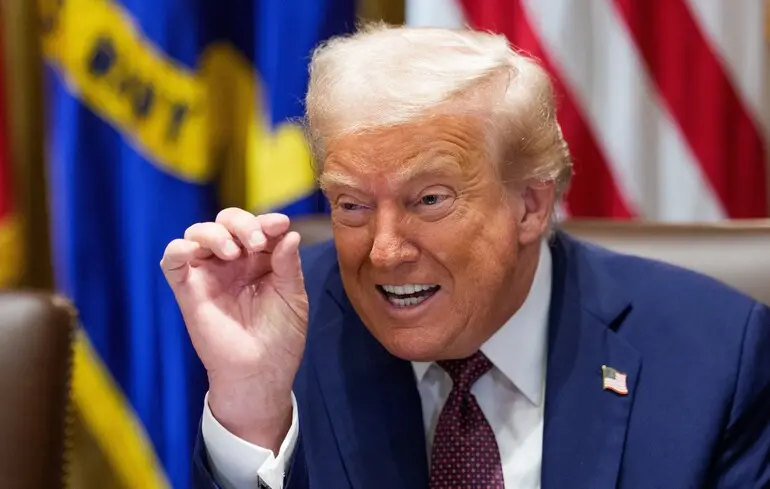 Трамп назвав заяви Путіна про нелегітимність Зеленського нісенітницею 1
