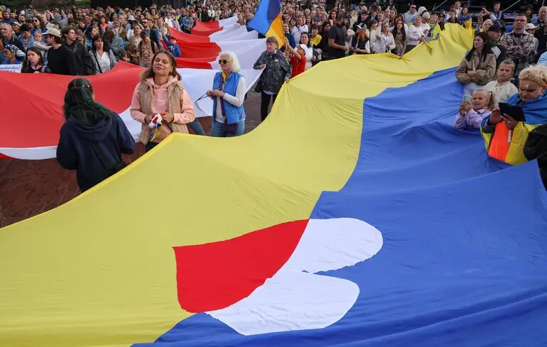 Вето на допомогу українцям у Польщі - польські жінки закликали Навроцького змінити рішення 1