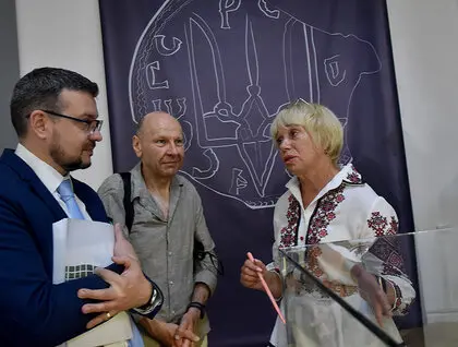 Виставка Скарби України показала сенсаційну знахідку з Городниці - фоторепортаж Виставка Скарби України показала сенсаційну знахідку з Городниці - фоторепортаж 20