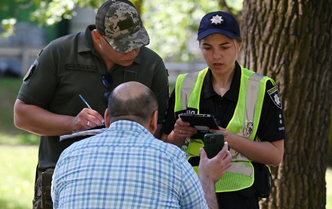 Вручення повісток в Україні - коли можна не прийти до ТЦК, список поважних причин 1