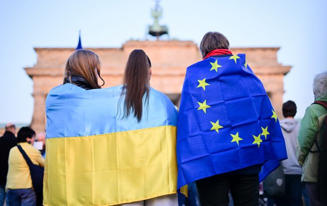 Більшість українців довіряють ЄС та НАТО 3