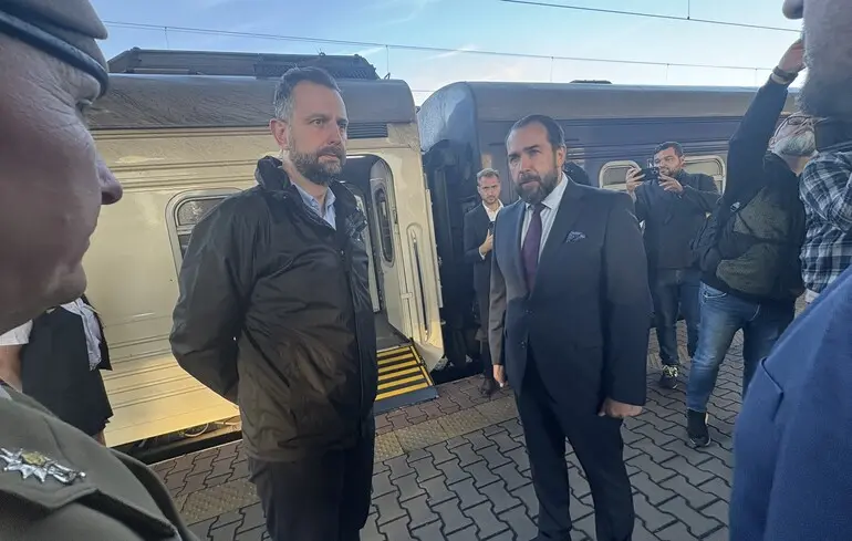 До Києва приїхав міністр оборони Польщі та делегація із збройних сил країни 1