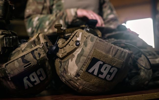 Екскомандиру військової частини оголосили підозру через збитки на закупівлі ліжок 3