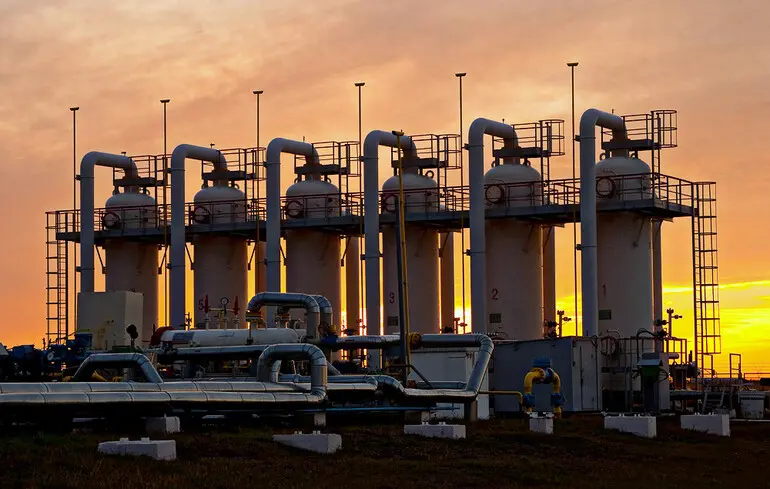 Опалювальний сезон на порозі - Україні потрібно ще мільярд доларів для купівлі газу 1