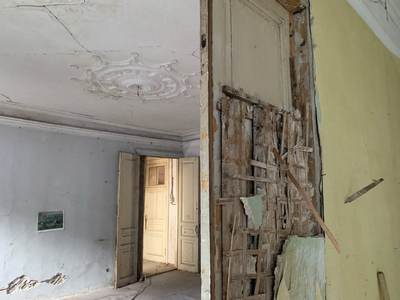 Пам'ятку XIX століття пошкодили в Києві під час реставрації 10