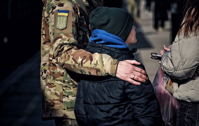 Пенсія дітям загиблих захисників - розміри виплат і хто може отримати 1