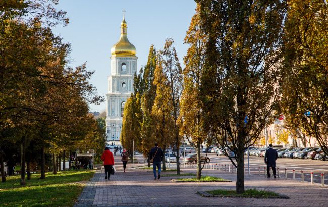 Погода в Україні 21 вересня буде спекотною і без дощів 4