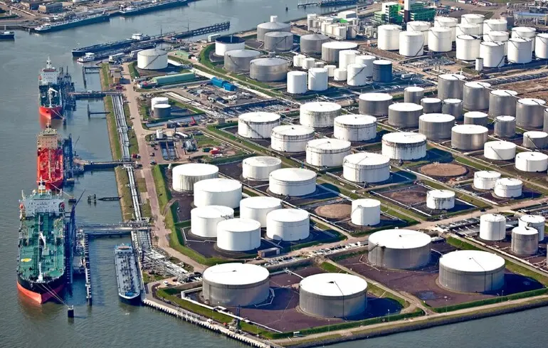 Приморськ відновив роботу - нафтовий хаб РФ знову працює 1