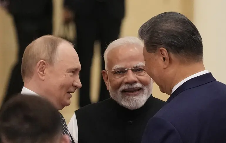 Саміт ШОС - Як Трамп пом'якшив міжнародну ізоляцію Путіна Саміт ШОС - Як Трамп пом'якшив міжнародну ізоляцію Путіна 1