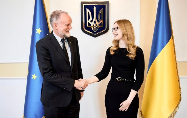 Швеція перша в ЄС вклала додаткові гроші в механізм Ukraine Facility 2