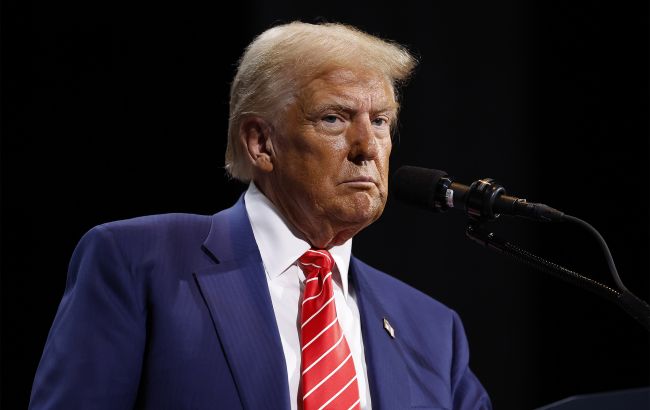 Трамп заявив, що війна в Україні закінчиться 1