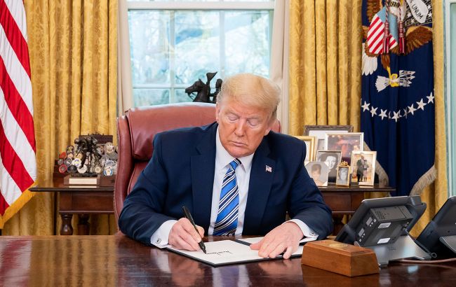 У США президент 19 вересня підписав указ про запуск Золотої карти Трампа 2