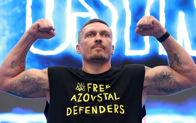 Усик у шпиталі Дніпра підтримав поранених воїнів, відео 1