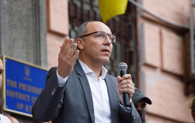 Вбивцю Андрія Парубія показали на фото 1