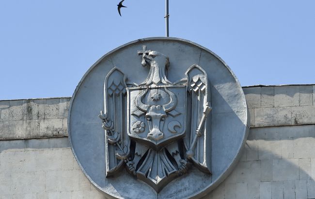 Вибори в Молдові - майже половина виборців проголосувала, Додон анонсував протести 1