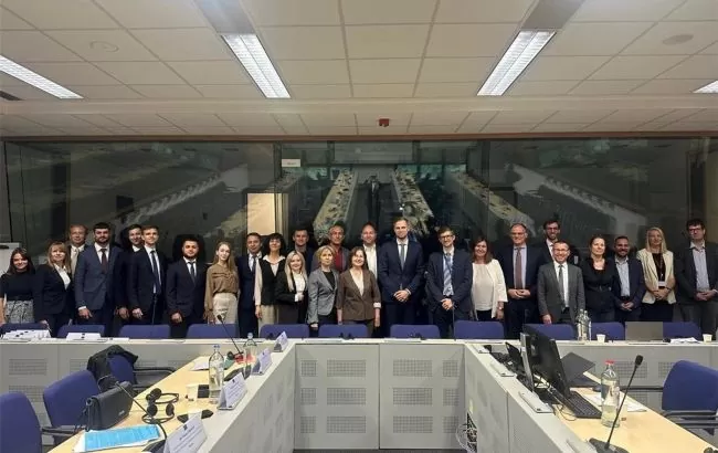 Вступ до ЄС - Україна та Євросоюз завершили скринінг за останнім кластером переговорів 1