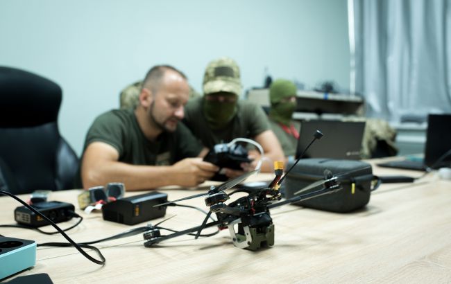 Завод з виробництва дронів в Україні - ЗМІ показали секретне підприємство 1