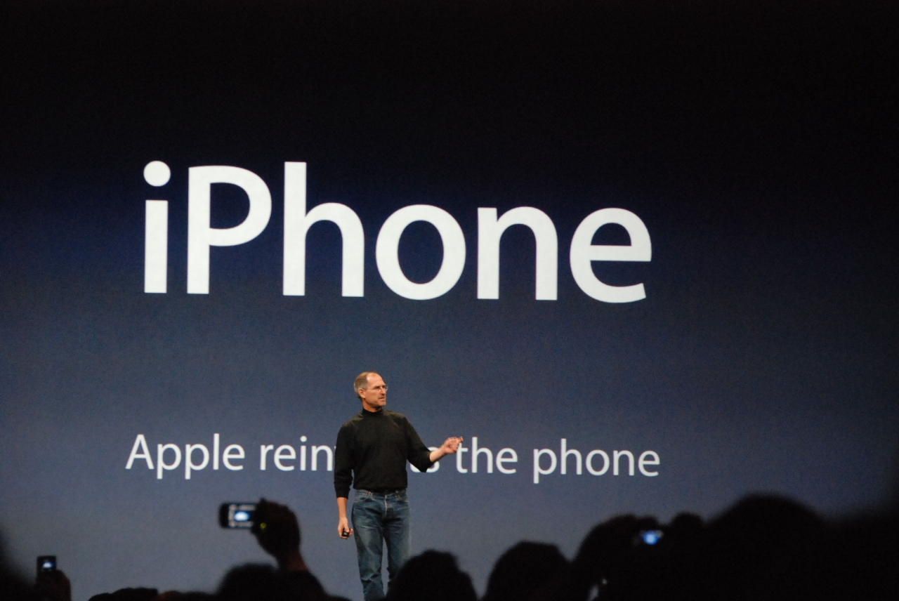 Чому iPhone називається iPhone - історія та цікаві факти 5