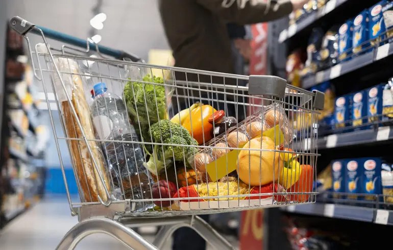 Ціни на овочі, фрукти, яйця, сир, цукор в Україні 2025 – як змінилися у вересні, чи вплинули на інфляцію – новини України Ціни на овочі, фрукти, яйця, сир, цукор в Україні 2025 – як змінилися у вересні, чи вплинули на інфляцію – новини України 1