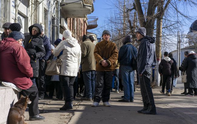 Дефіцит бензину та товарів на окупованих територіях України зростає 1