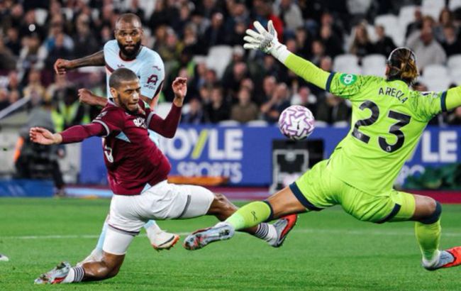 Ярмолюк в АПЛ організував гол Брентфорда, відео 1