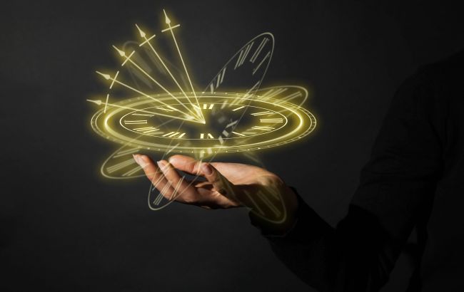 Коли переводять годинник на зимовий час 2025 і чому саме в неділю 1