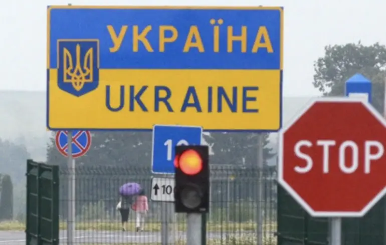 Пасажиропотік на кордоні скоротився - прикордонники пояснили чому 1