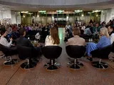 Подорожі крізь сторінки - у Києві стартував фестиваль Фундамент. Історії про культуру - фоторепортаж Подорожі крізь сторінки - у Києві стартував фестиваль Фундамент. Історії про культуру - фоторепортаж 31