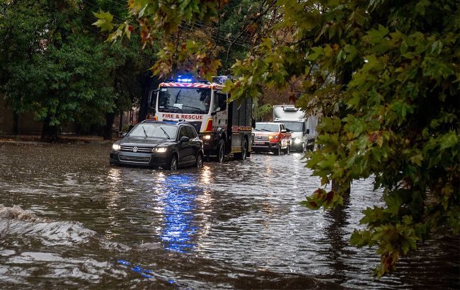 Погода в Одесі завтра і до 9 жовтня несе зливи й небезпечний вітер - прогноз, смерч сьогодні 3