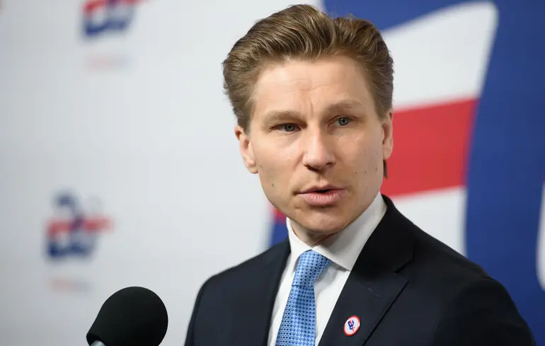 Стримування Китаю - на думку міністра оборони Фінляндії, для цього важливо перемогти Росію в Україні Стримування Китаю - на думку міністра оборони Фінляндії, для цього важливо перемогти Росію в Україні 1