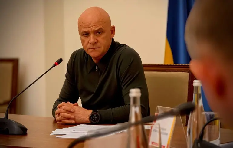 Труханов прокоментував позбавлення його громадянства України – пгрожує судом Труханов прокоментував позбавлення його громадянства України – пгрожує судом 1