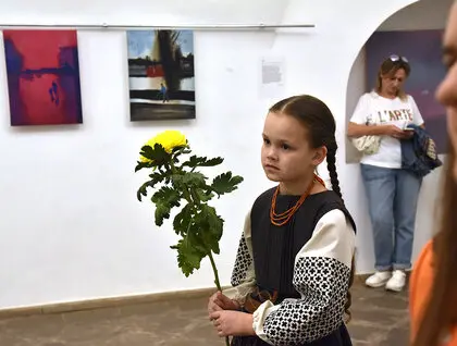 У Хлібні Софії Київської відкрили персональну виставку художника Антона Логова - фото 32