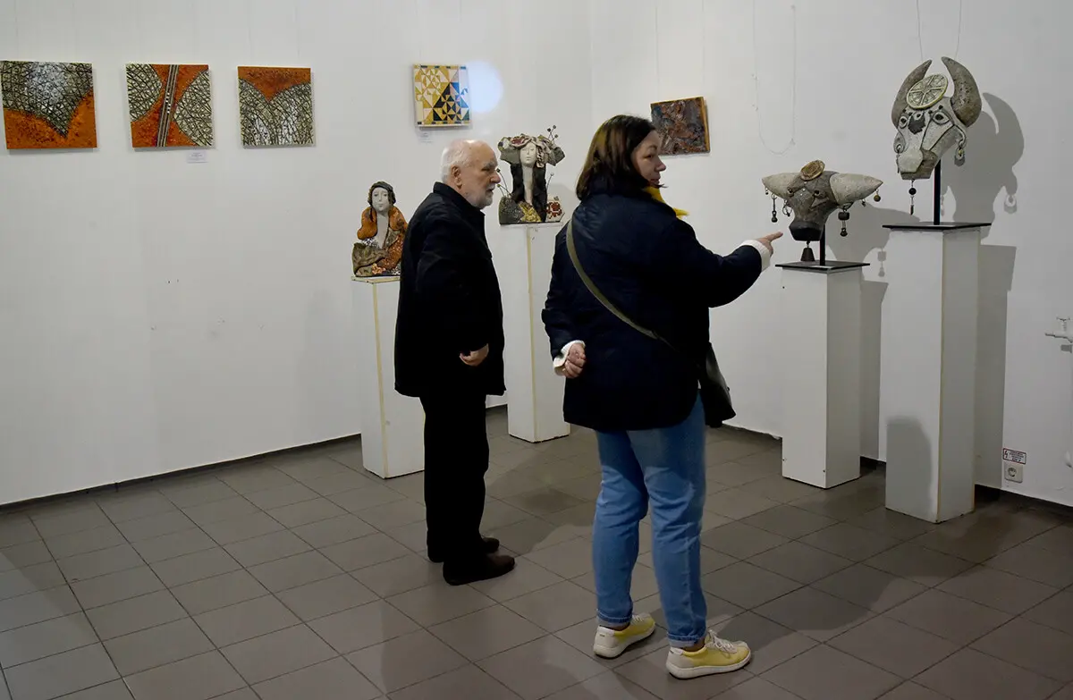 У київському Будинку художника відкрилася ювілейна виставка Сучасне мистецтво вогню 62