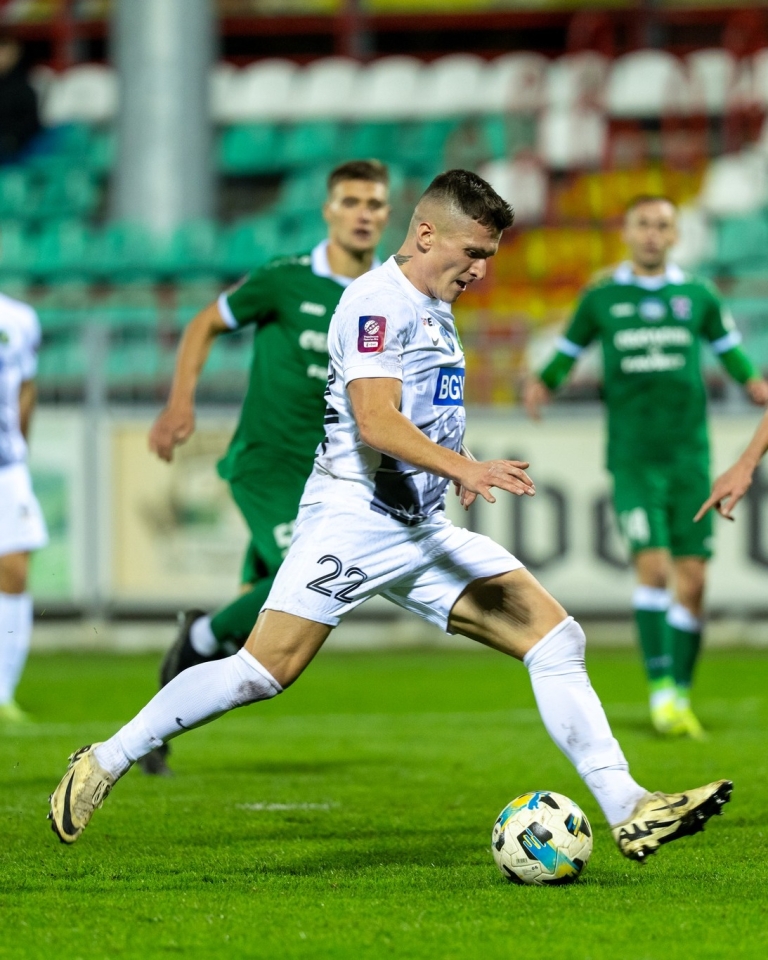 УПЛ, 10 тур - найкращі футболіст і тренер УПЛ, 10 тур - найкращі футболіст і тренер 5