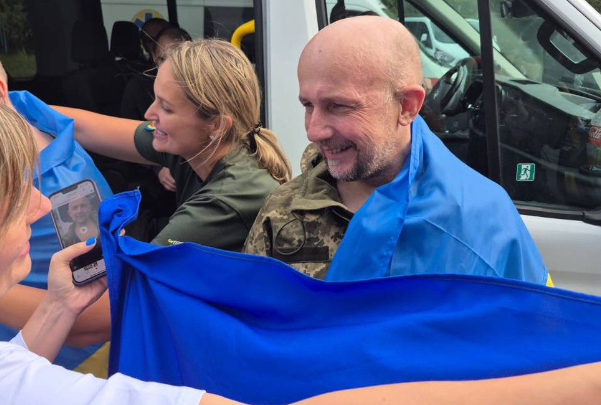 Завдяки 68-му обміну полоненими до України повернулися 8 цивільних 1
