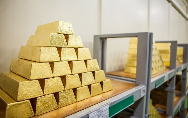 Золото - ціна на дорогоцінний метал впала після рекордного стрибка 1