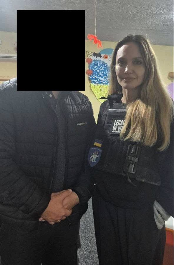 Анджеліна Джолі в Херсоні - що відомо, фото Анджеліна Джолі в Херсоні - що відомо, фото 7