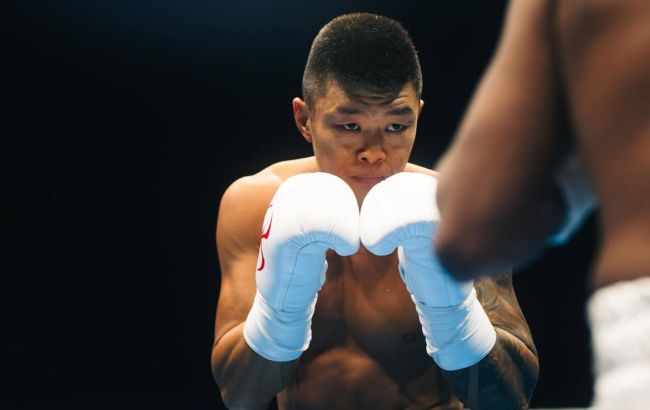 Арнольд Хегай провів бій за титул чемпіона світу, відео Арнольд Хегай провів бій за титул чемпіона світу, відео 1