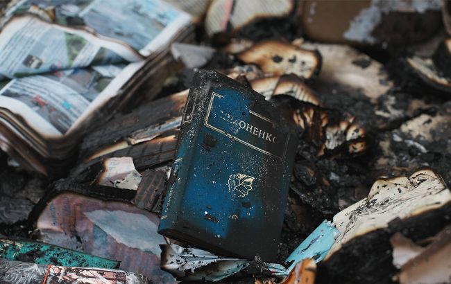 Атака на Харків 12 листопада - на складі логістичної компанії згоріли книжки Симоненка, Іздрика й інших авторів Атака на Харків 12 листопада - на складі логістичної компанії згоріли книжки Симоненка, Іздрика й інших авторів 1