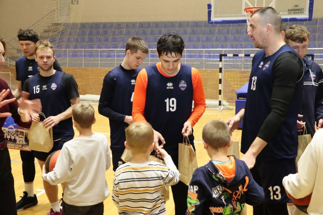 БК Харківські Соколи із корпорацією Здоров'я підтримують соціальні ініціативи 2