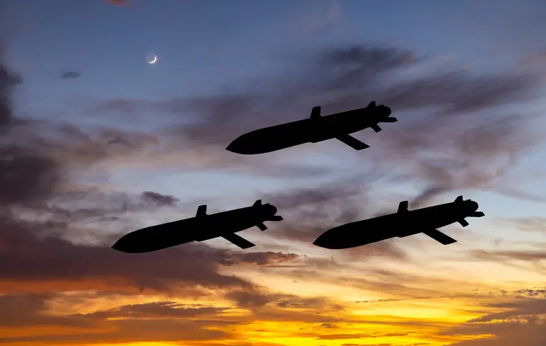 Допомога Україні - Британія відправила партію Storm Shadow Допомога Україні - Британія відправила партію Storm Shadow 1