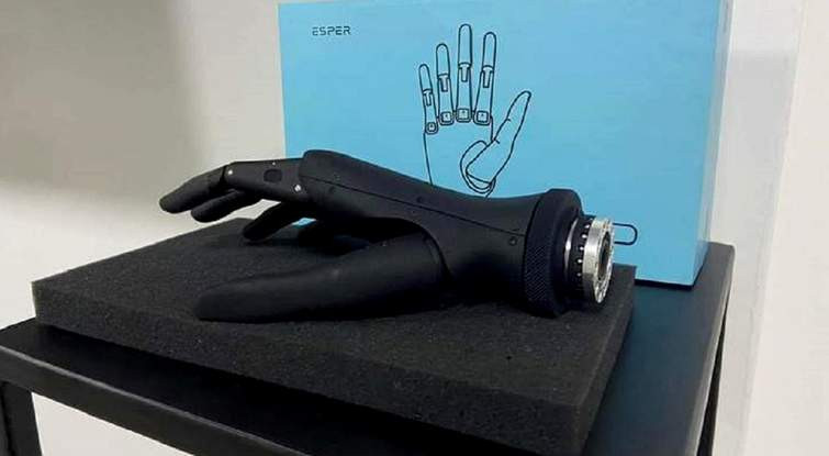 DW повідомляє про зростання постачань протезів з Німеччини до Росії 1