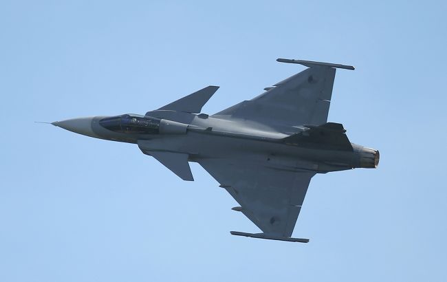 Gripen для України - Швеція хоче допомогти Україні оплатити літаки Gripen для України - Швеція хоче допомогти Україні оплатити літаки 1