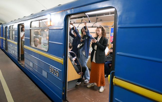 Хвилина мовчання - в Києві створили петицію про зупинку метро для вшанування полеглих 1